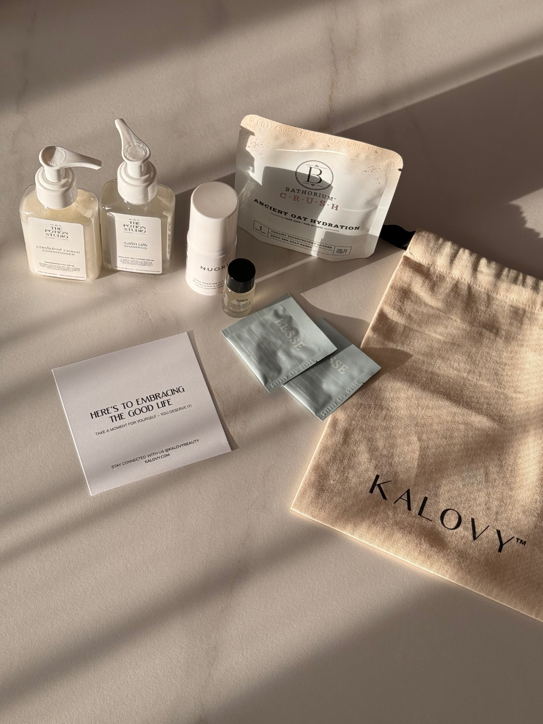 Kalovy Discovery Self-Care Bag