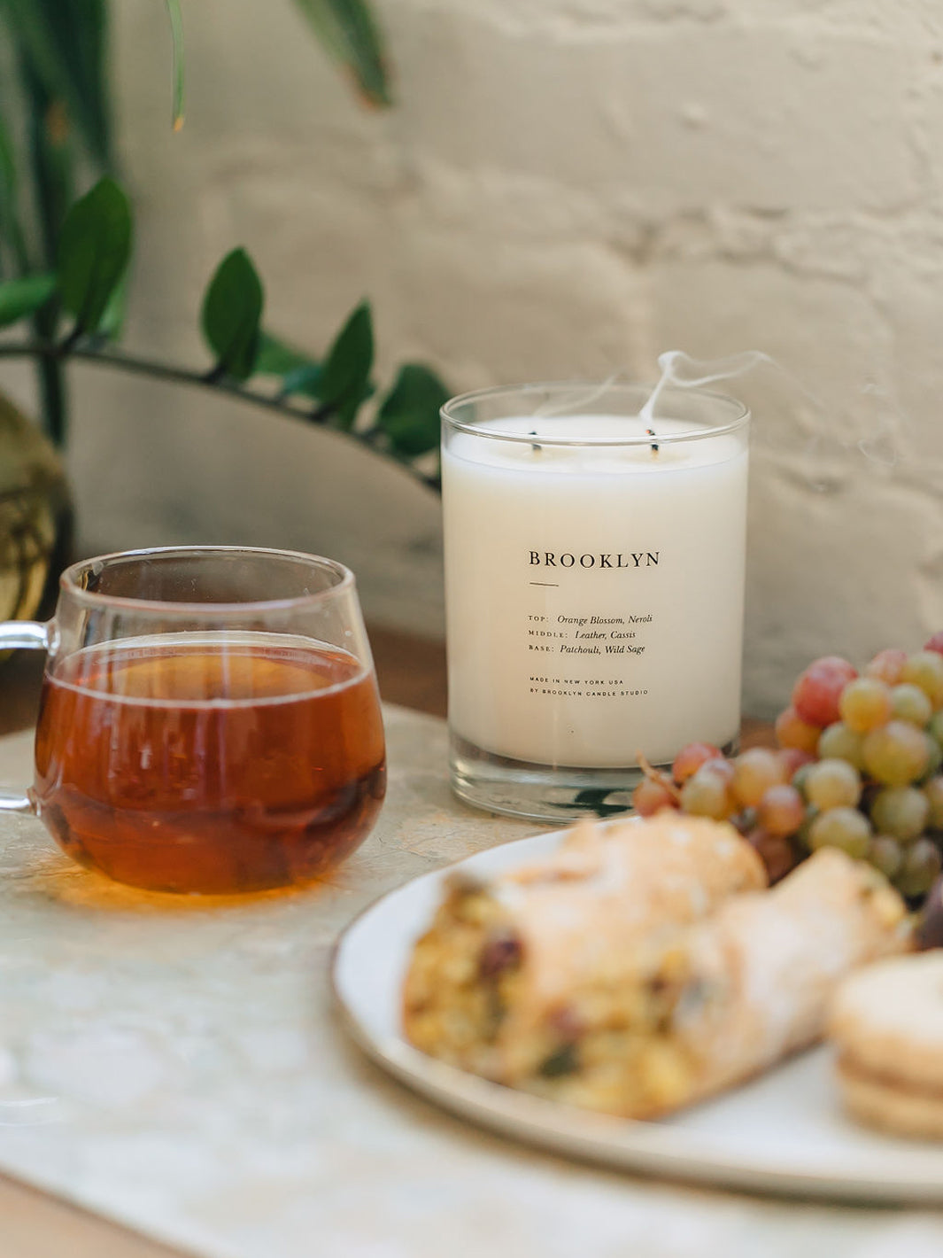 Brooklyn Escapist Candle | Leather / Spice